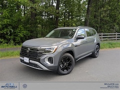 New 2025 Volkswagen Atlas 2.0T Peak Edition SUV for Sale in Simsbury, CT