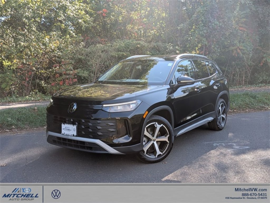 New 2025 Volkswagen Tiguan 2.0T SE SUV