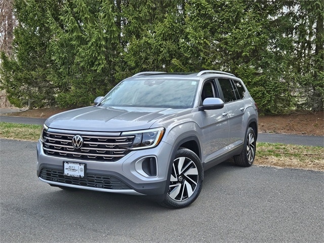 2025 Volkswagen Atlas SEL's photo