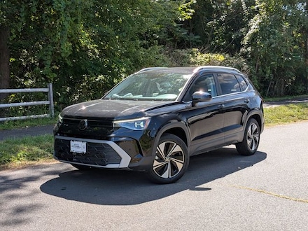 2025 Volkswagen Taos 1.5T SE SUV