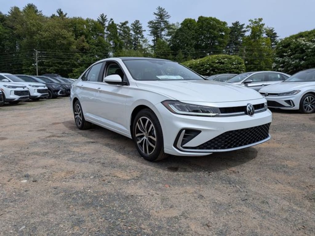 New 2026 Volkswagen Jetta 1.5T SE Sedan