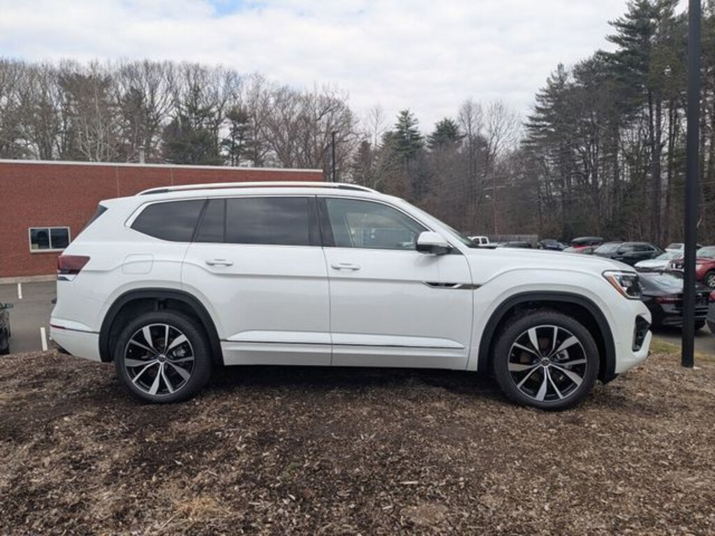 New 2026 Volkswagen Atlas 2.0T SEL Premium R-Line SUV