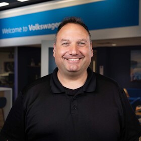 Staff member Dave Julian from ID_0c191e7ecd24