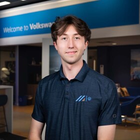Staff member Joe Maxwell from ID_2bc4a8a00aeb