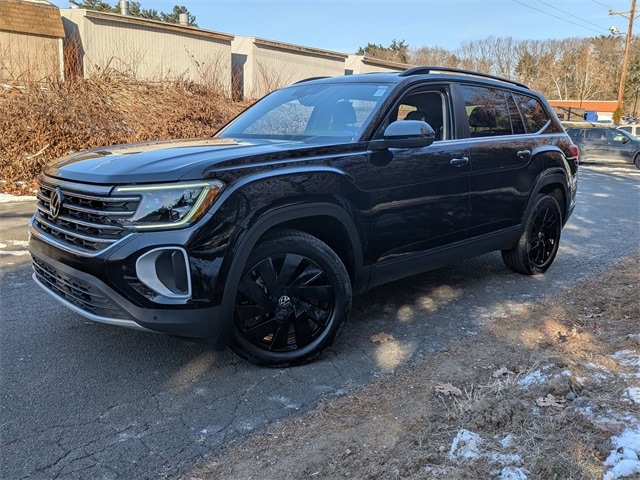 2024 Volkswagen Atlas SE w/Tech's photo