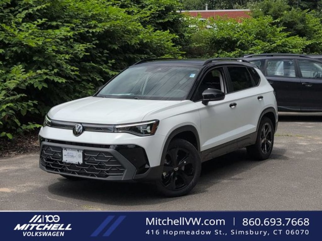 New 2026 Volkswagen Taos 1.5T SE Black SUV