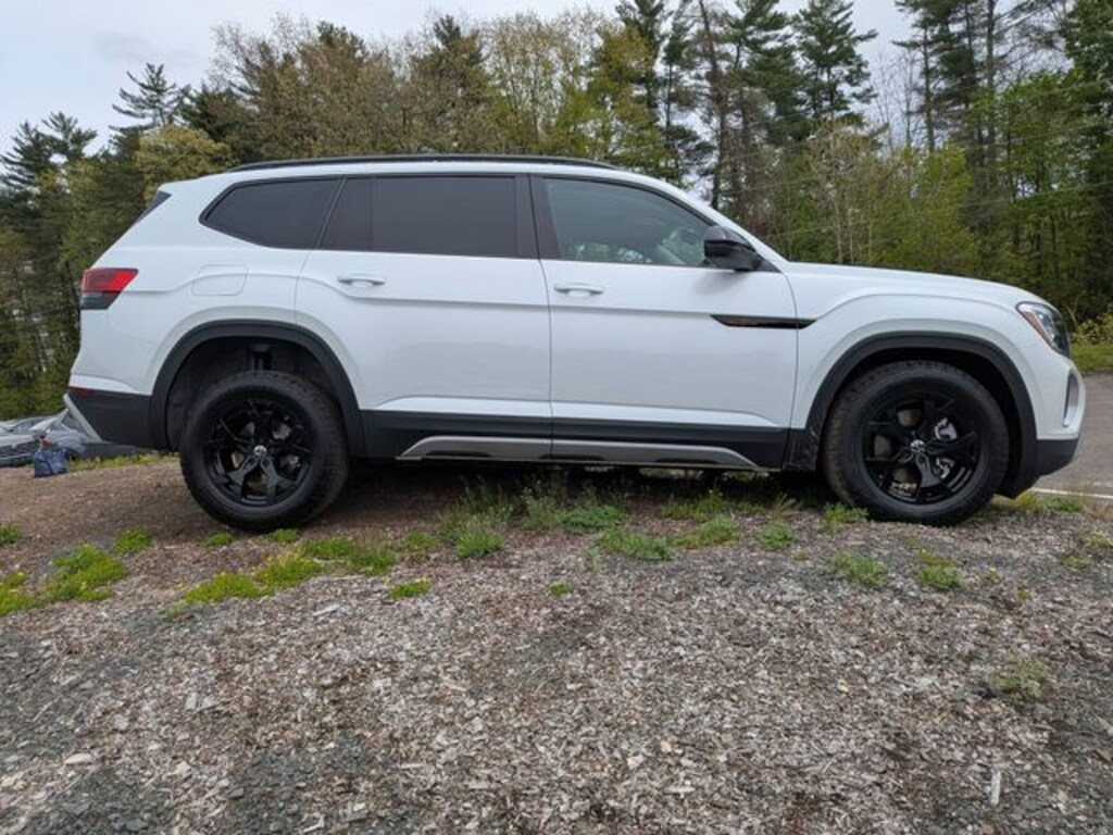 New 2026 Volkswagen Atlas 2.0T Peak Edition SUV