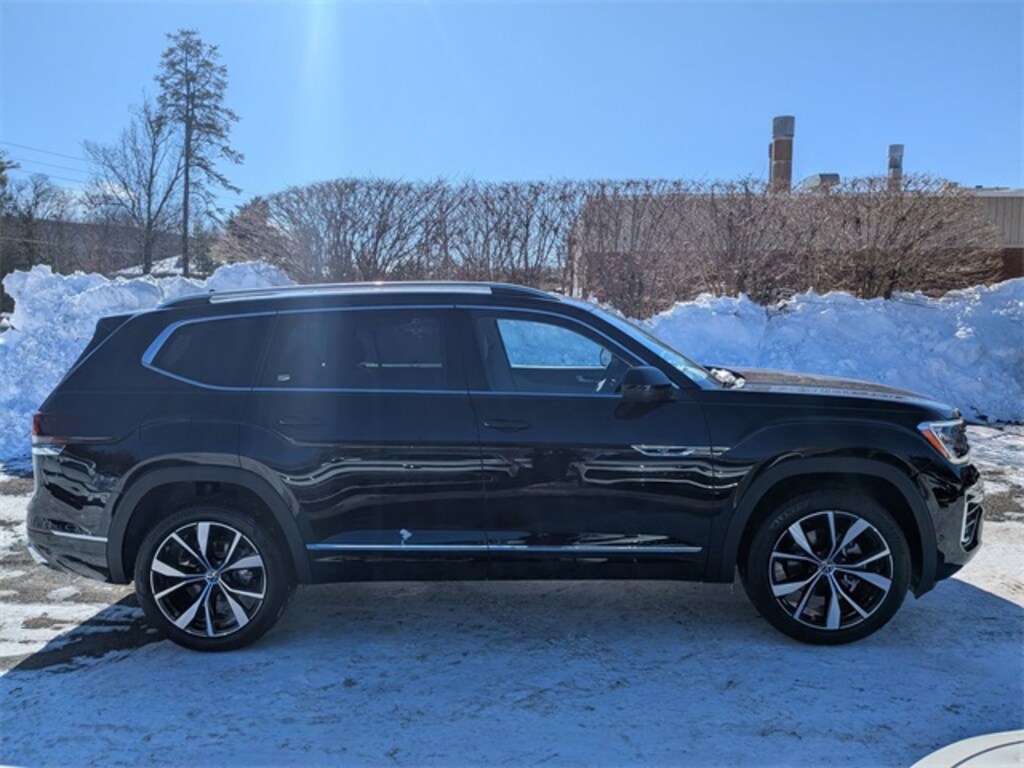 New 2026 Volkswagen Atlas 2.0T SEL Premium R-Line SUV
