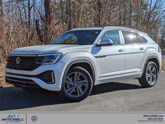 New 2024 Volkswagen Atlas Cross Sport 2.0T SEL R-Line SUV for Sale in Simsbury, CT