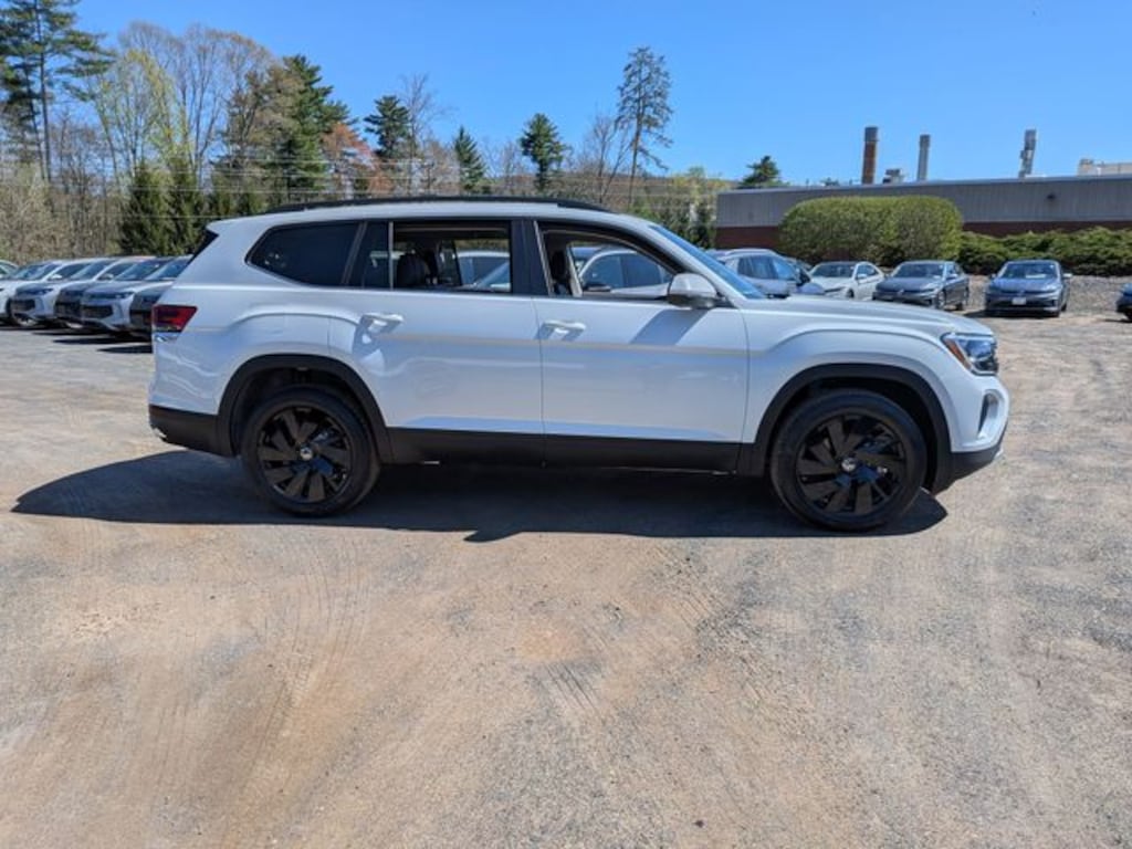 New 2026 Volkswagen Atlas 2.0T SE w/Technology SUV