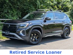Used 2024 Volkswagen Atlas 2.0T Peak Edition SEL SUV for Sale in Simsbury, CT