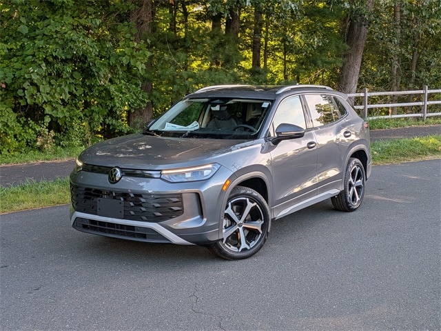 2025 Volkswagen Tiguan SE