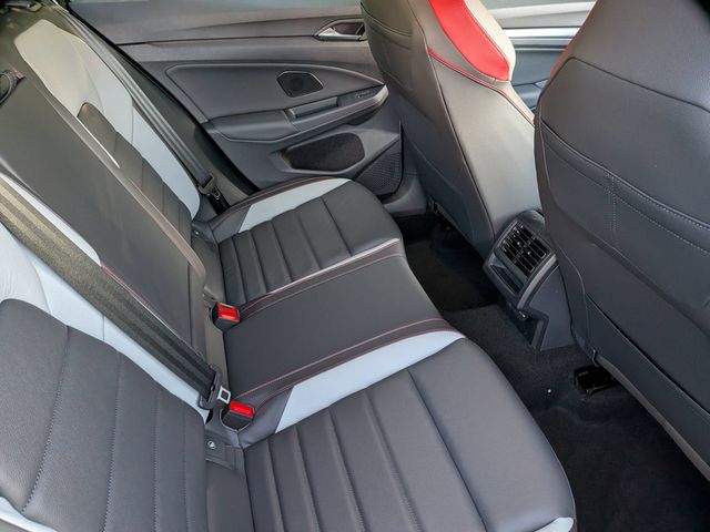 2025 Volkswagen Golf GTI SE - Photo 20