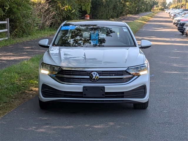 3VW7M7BU4RM037331