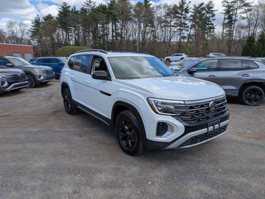 New 2026 Volkswagen Atlas 2.0T Peak Edition SUV
