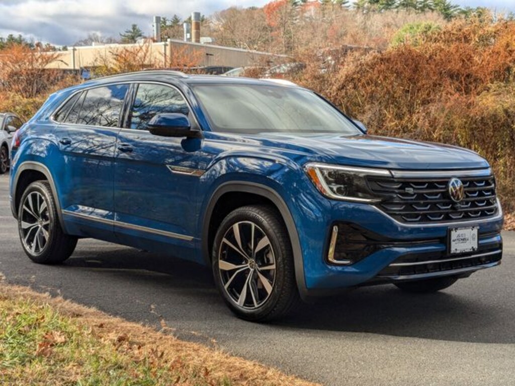 Used 2025 Volkswagen Atlas Cross Sport 2.0T SEL Premium R-Line SUV