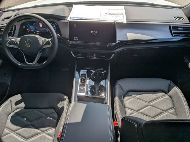 2026 Volkswagen Atlas Cross Sport SE w/Tech - Photo 19