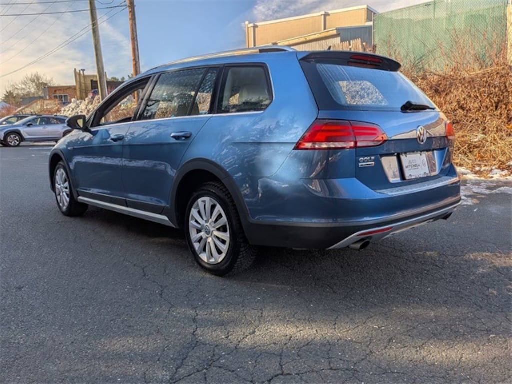 Used 2019 Volkswagen Golf Alltrack TSI S 4motion Wagon