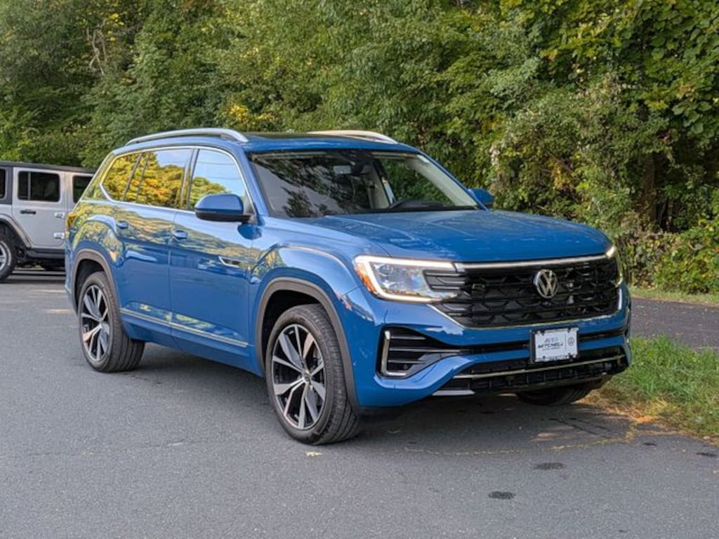 New 2026 Volkswagen Atlas 2.0T SEL Premium R-Line SUV