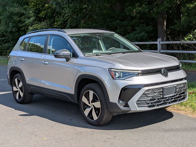 2025 Volkswagen Taos S - Photo 3