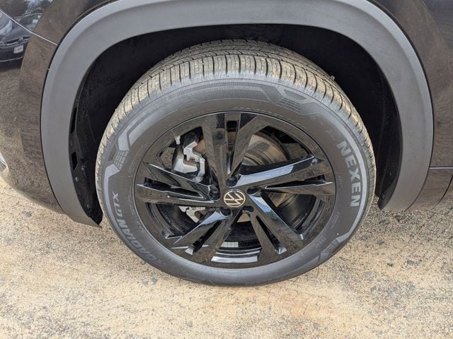 2026 Volkswagen Atlas Cross Sport SEL R-LINE - Photo 30