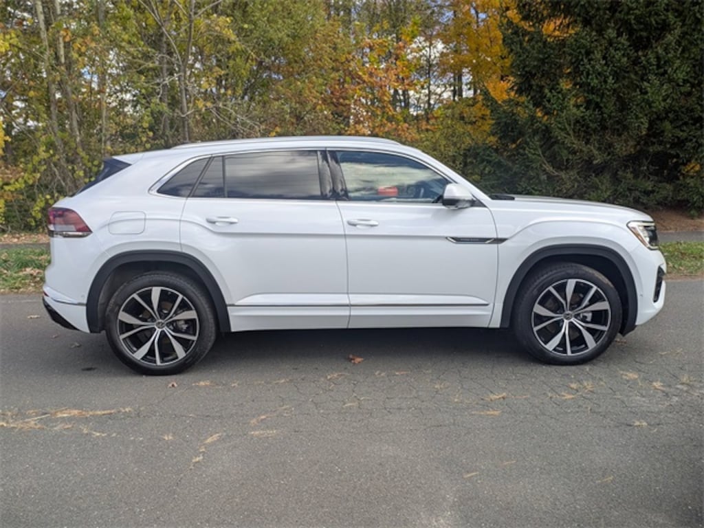 Used 2025 Volkswagen Atlas Cross Sport 2.0T SEL Premium R-Line SUV