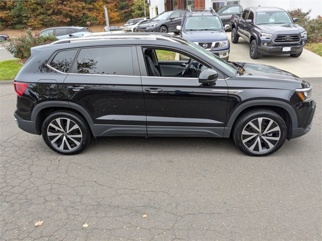 Used 2022 Volkswagen Taos 1.5T SE SUV