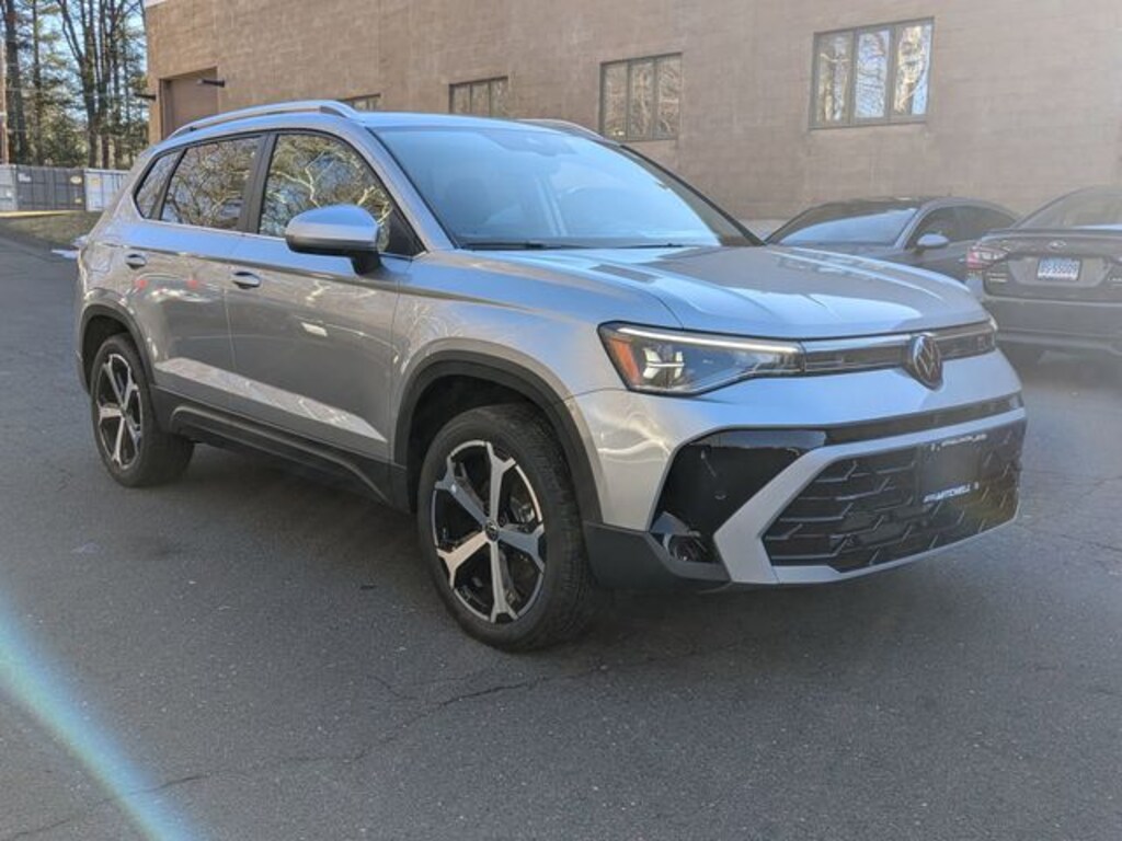 New 2026 Volkswagen Taos 1.5T SEL SUV