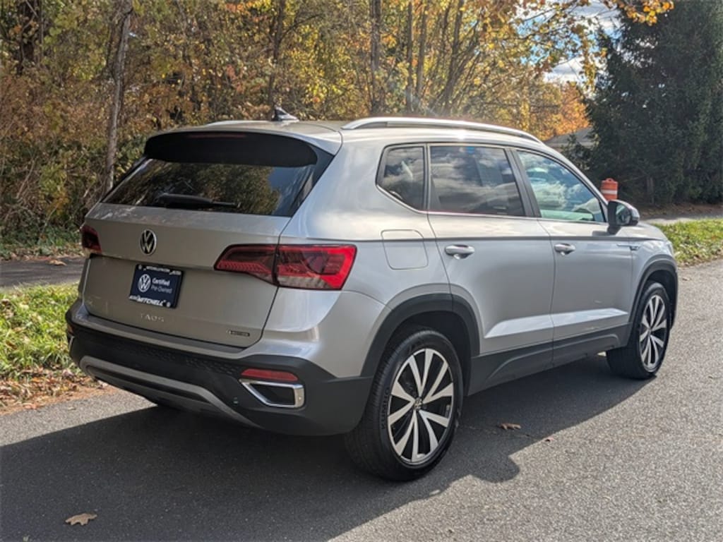 Used 2022 Volkswagen Taos 1.5T SE SUV