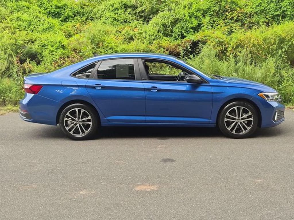 Certified 2024 Volkswagen Jetta 1.5T Sport Sedan