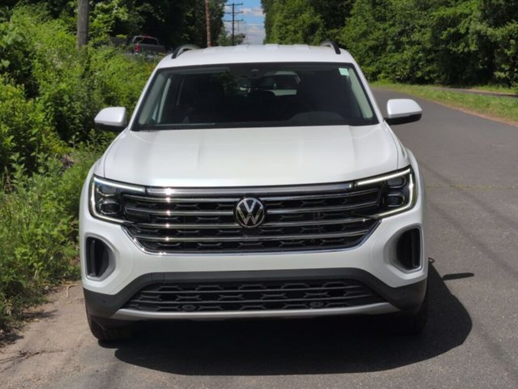 New 2026 Volkswagen Atlas 2.0T SE w/Technology SUV