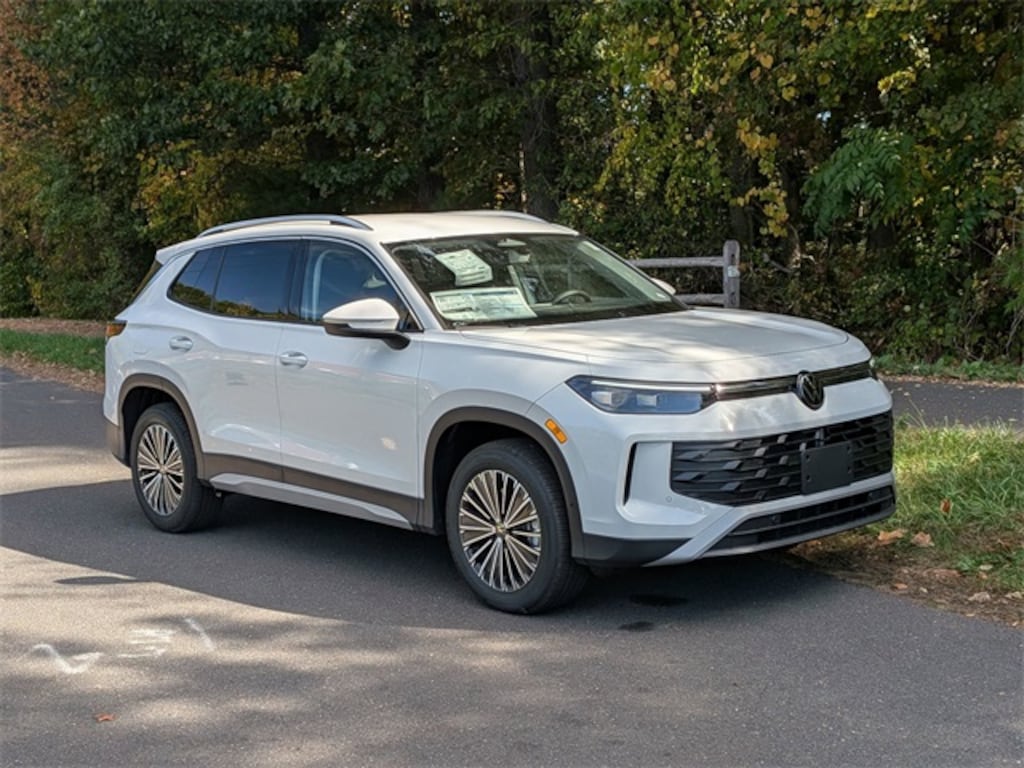 New 2025 Volkswagen Tiguan 2.0T S SUV