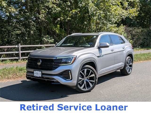 2025 Volkswagen Atlas Cross Sport SEL Premium R-LINE's photo