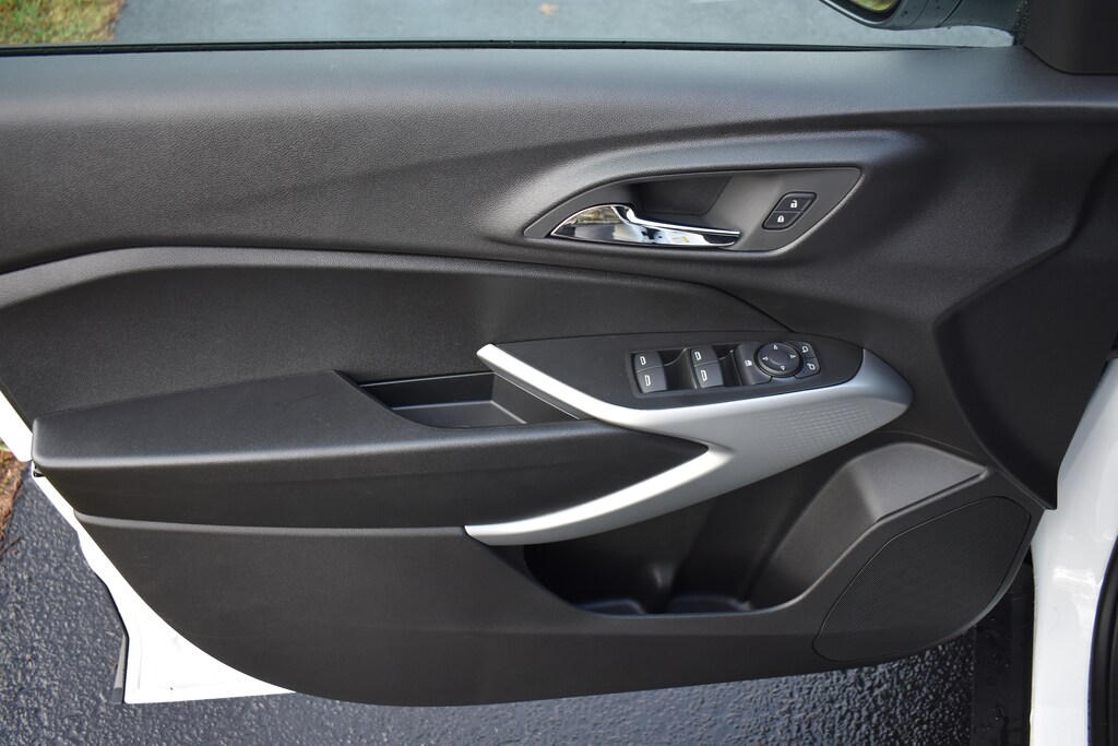 New 2026 Chevrolet Trax LS SUV