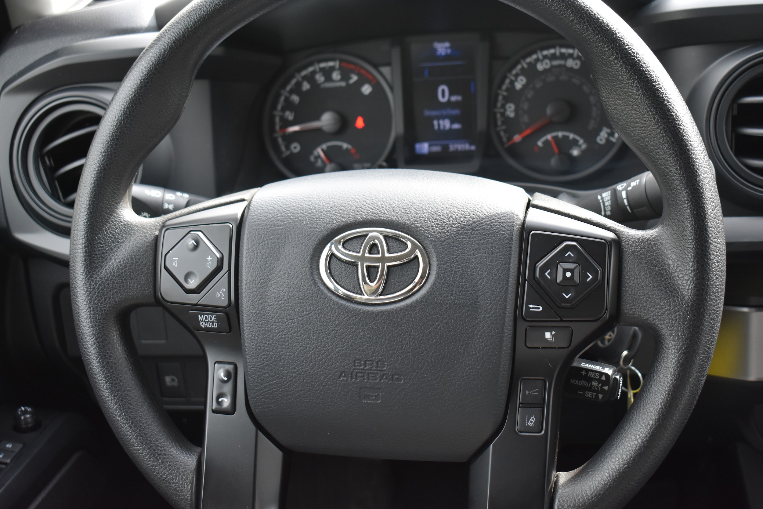 2023 Toyota Tacoma SR - Photo 7