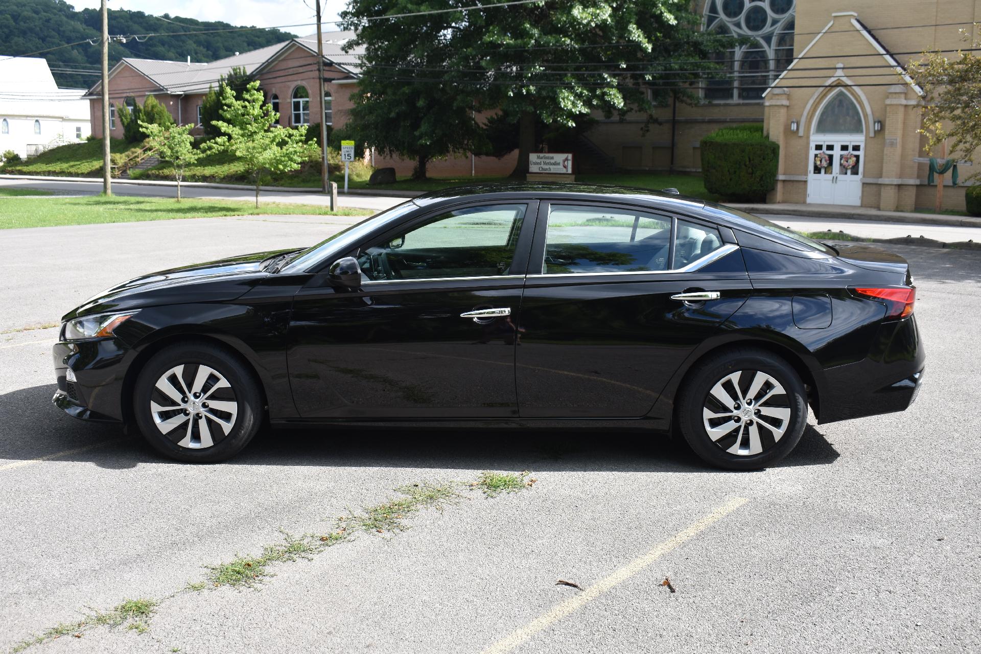 Used 2020 Nissan Altima S with VIN 1N4BL4BV4LN313095 for sale in Marlinton, WV