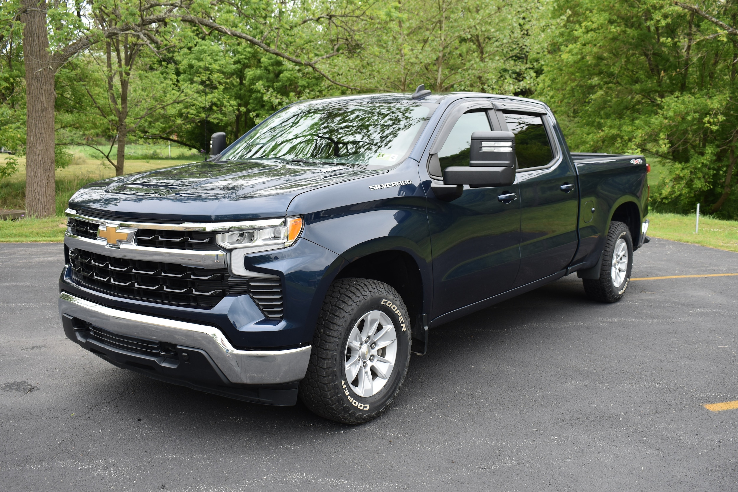 2022 Chevrolet Silverado 1500 LT 4X4 Crew Cab Short Box's photo