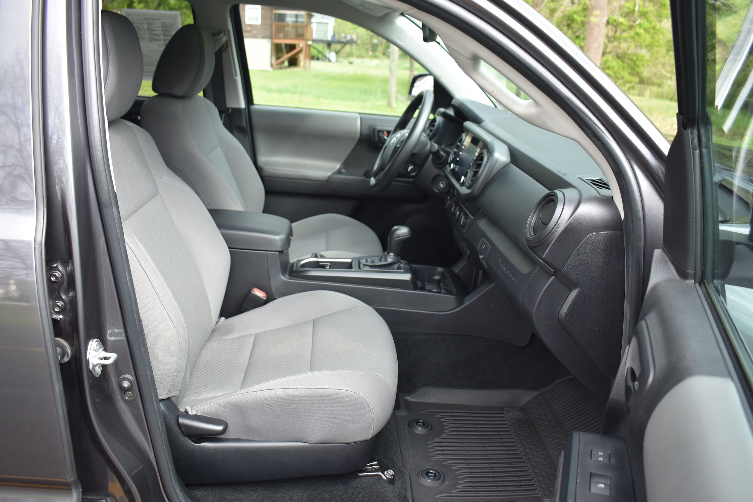 2023 Toyota Tacoma SR - Photo 18