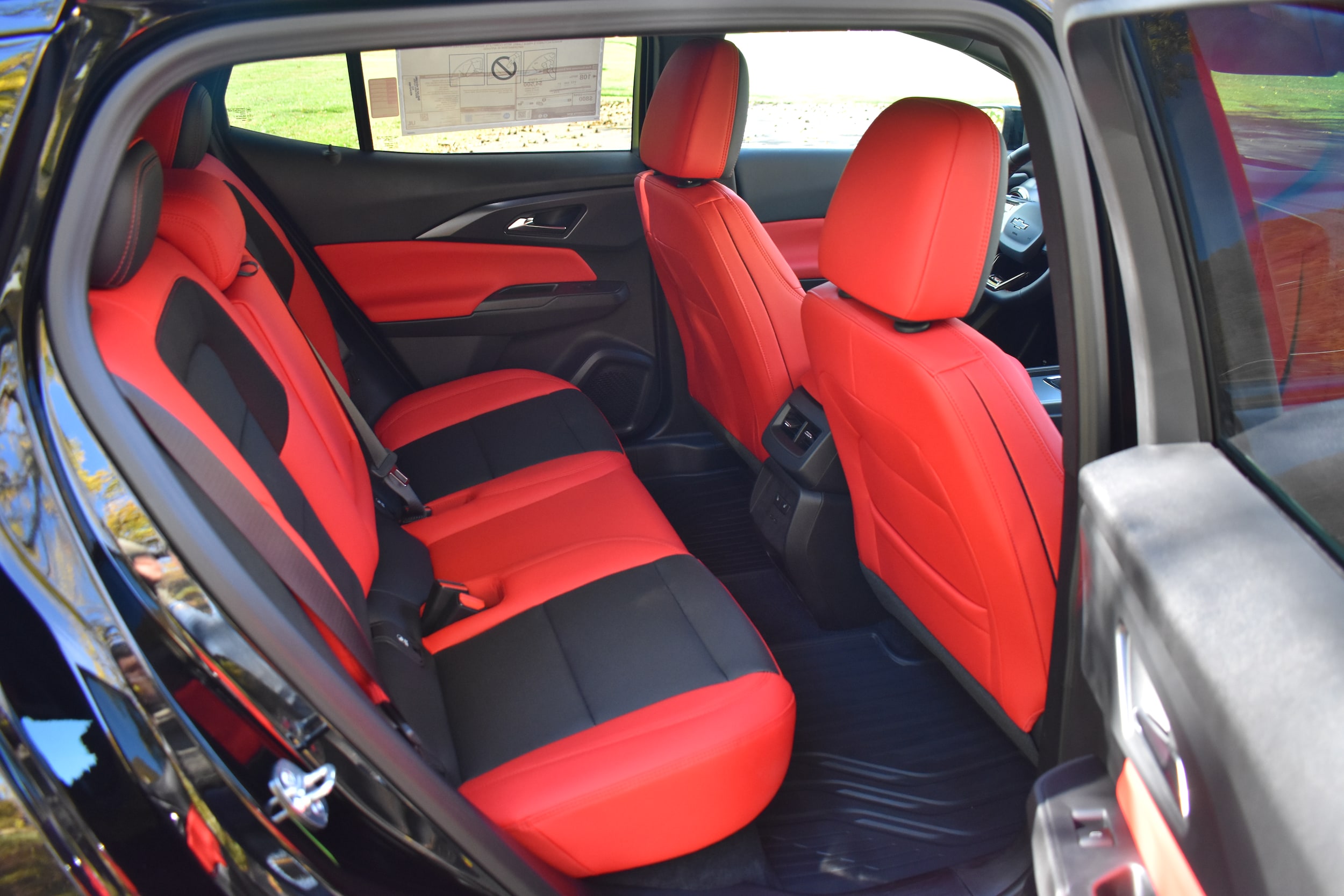 2026 Chevrolet Equinox EV RS - Photo 15