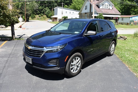 2022 Chevrolet Equinox LS SUV