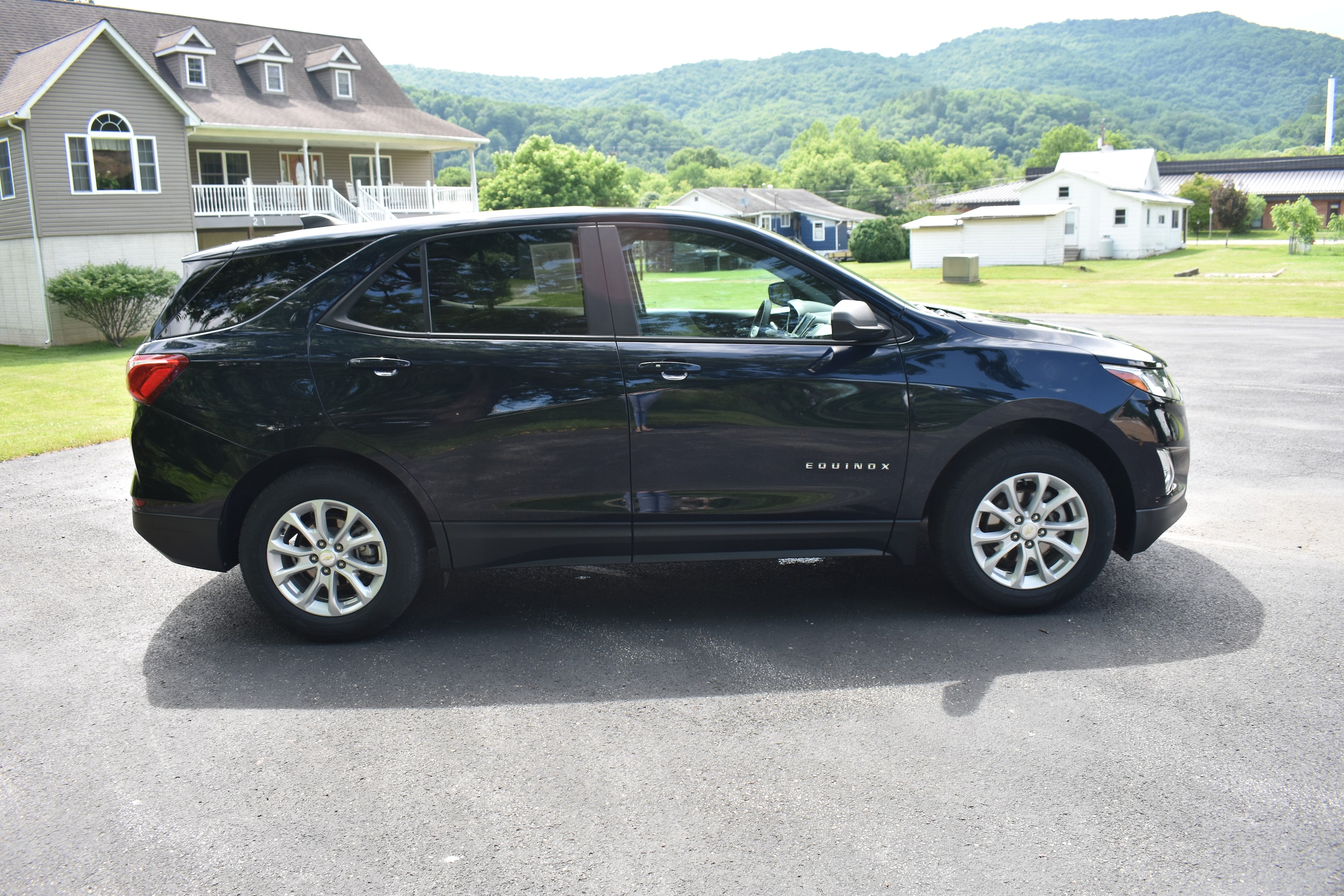 2021 Chevrolet Equinox LS - Photo 17