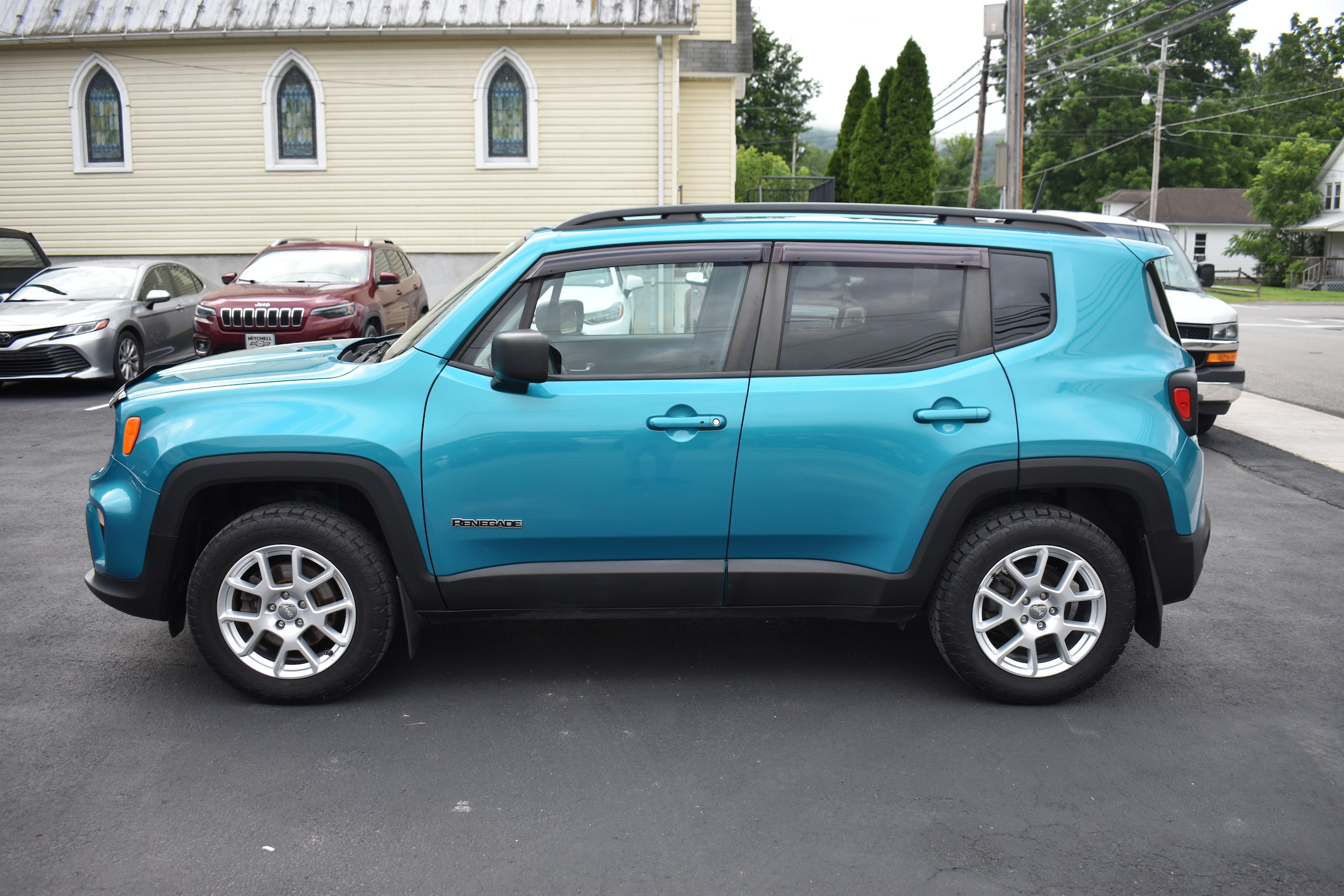 Used 2020 Jeep Renegade Sport with VIN ZACNJBA11LPL09252 for sale in Marlinton, WV