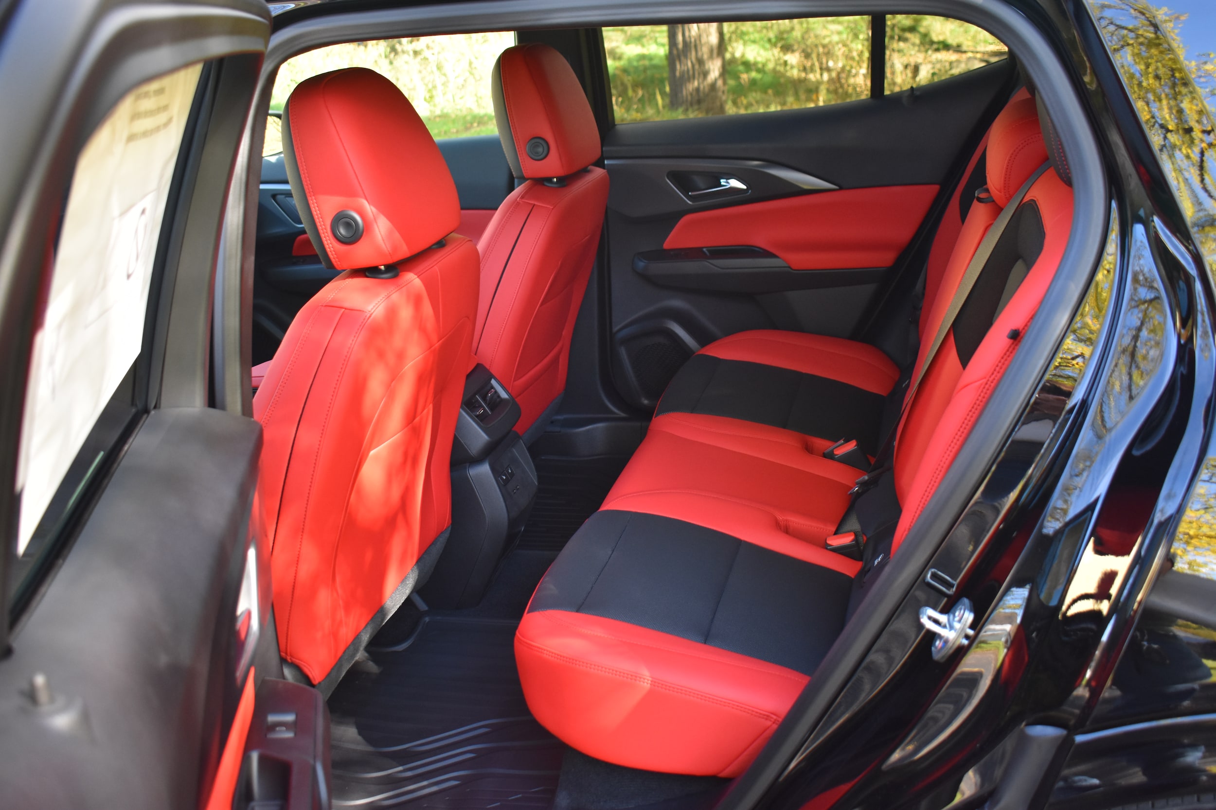 2026 Chevrolet Equinox EV RS - Photo 11