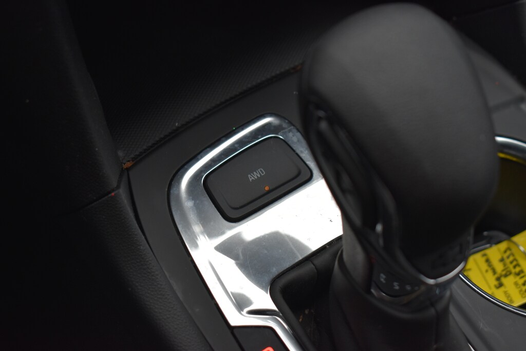 Used 2024 Chevrolet Equinox LT SUV