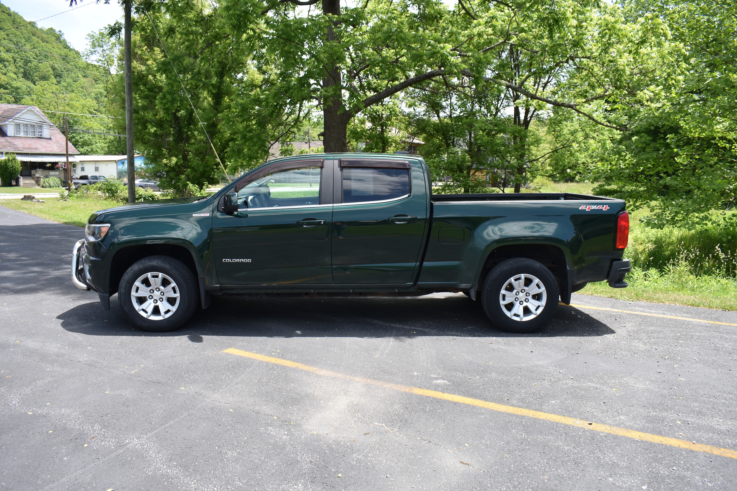 Used 2016 Chevrolet Colorado LT with VIN 1GCPTCE18G1222069 for sale in Marlinton, WV
