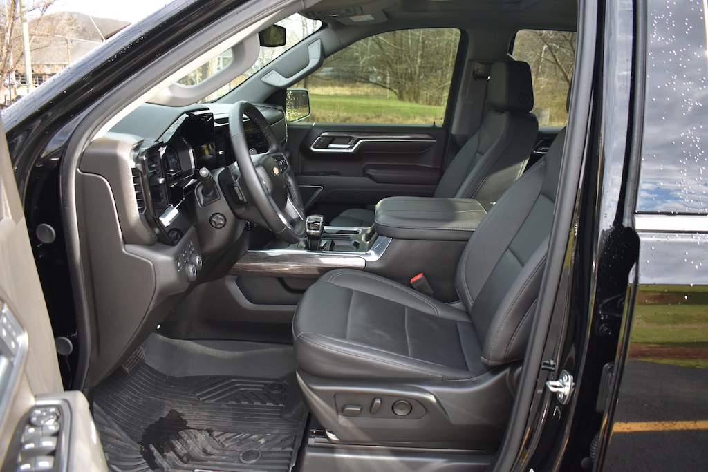 Used 2025 Chevrolet Silverado 1500 LTZ Truck