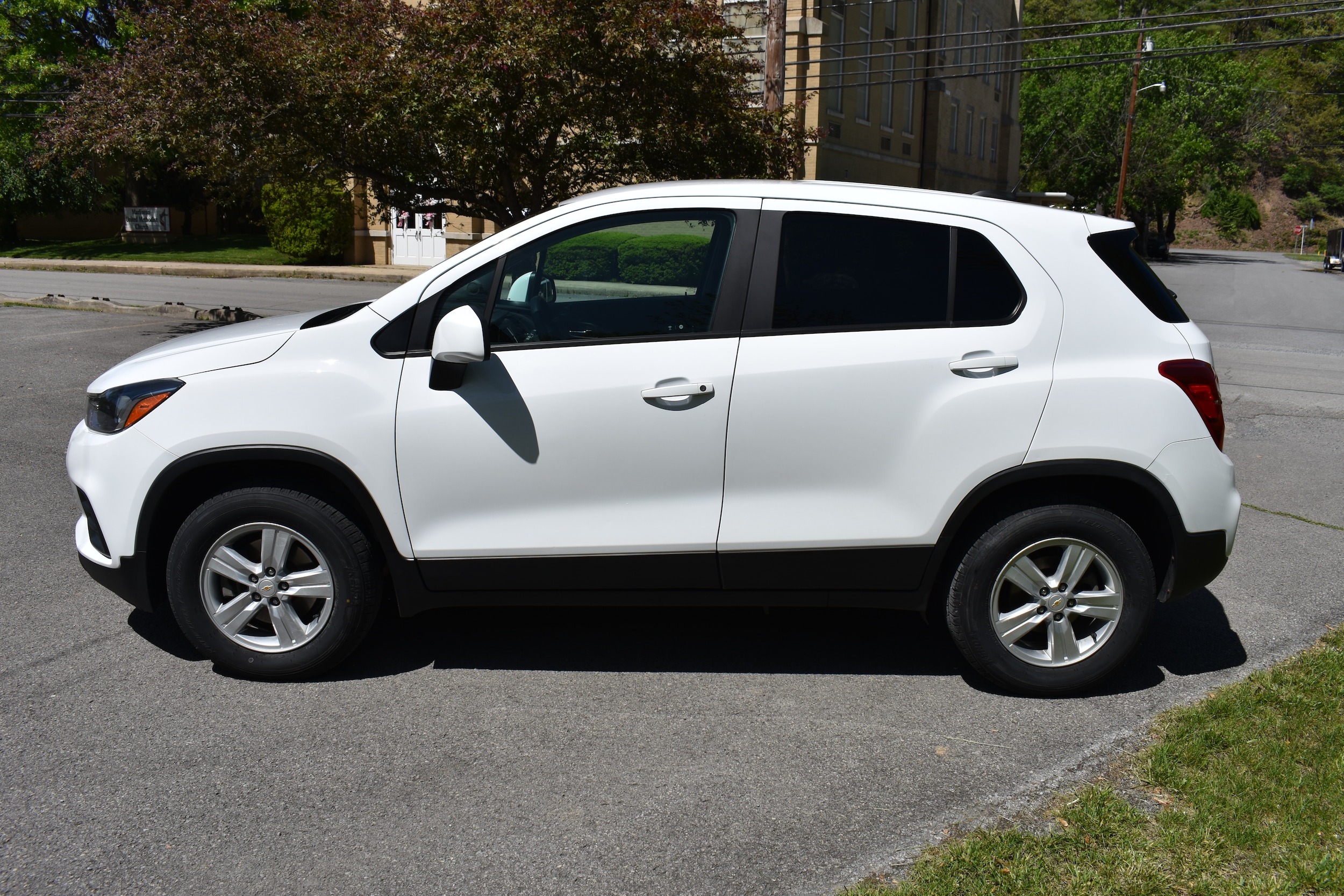 Used 2020 Chevrolet Trax LS with VIN KL7CJNSB8LB091420 for sale in Marlinton, WV