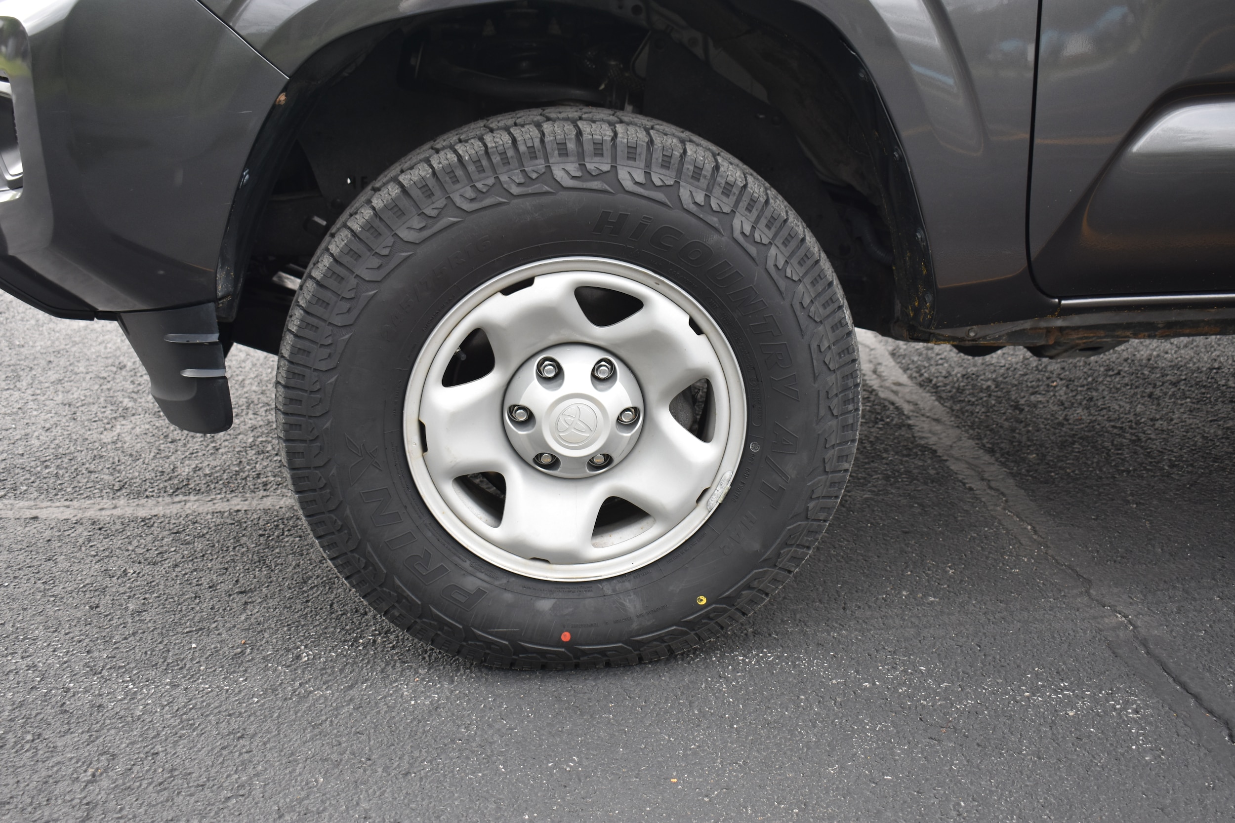 2023 Toyota Tacoma SR - Photo 21