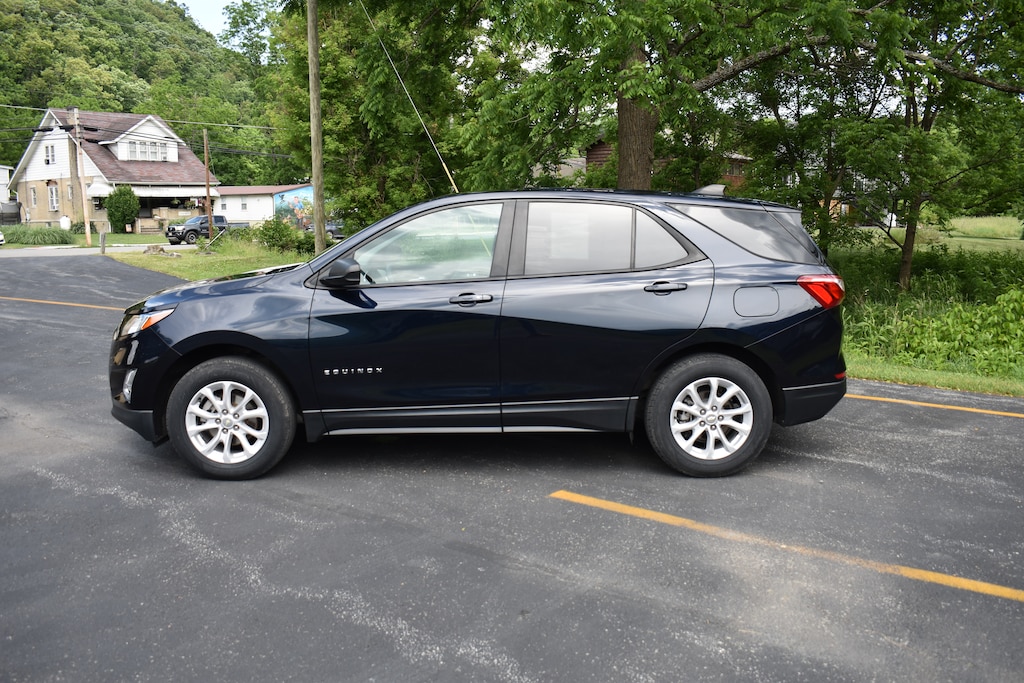 Used 2021 Chevrolet Equinox LS SUV