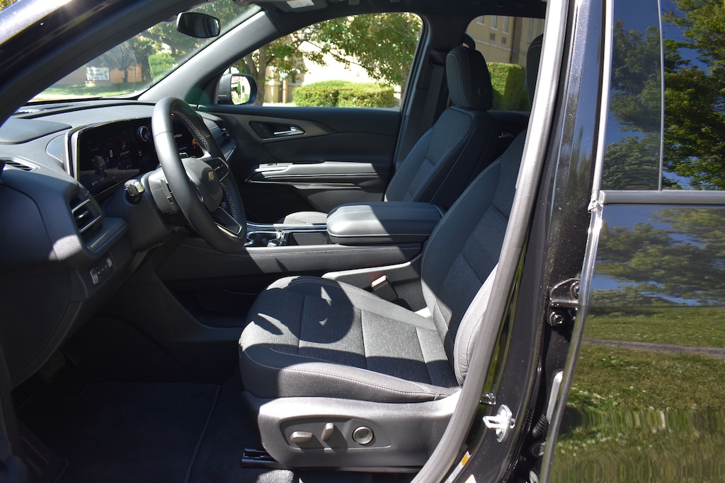 New 2026 Chevrolet Traverse LT SUV